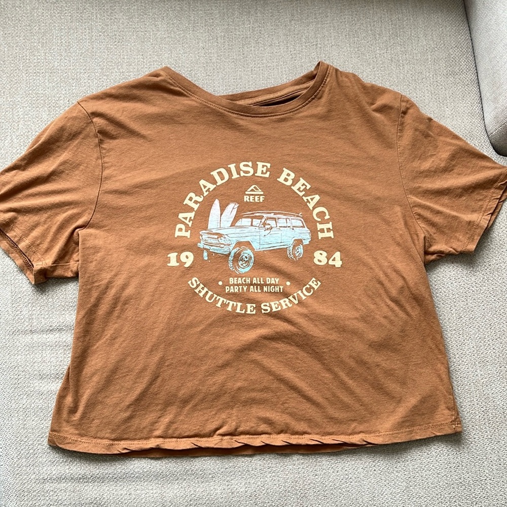 Reef Cropped Graphic Tee Paradise Beach Size L
